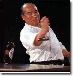 Mas Oyama Kyokushin Founder Bottle Break